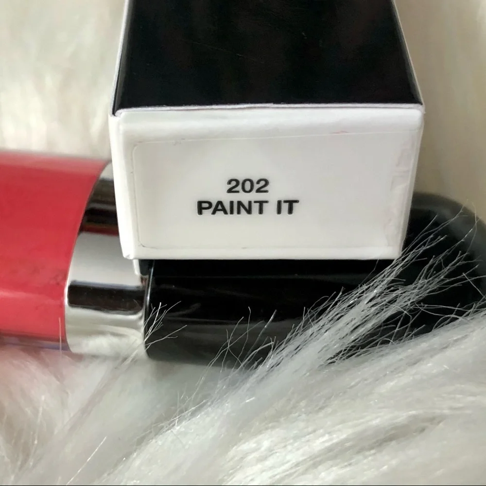 Marc Jacobs Lip Vinyl Gloss  | Shade: 202 Paint It